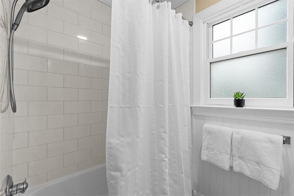 property viewer photo 23