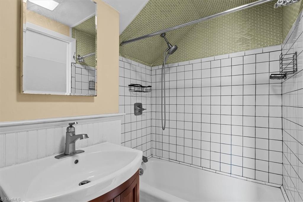 property viewer photo 32