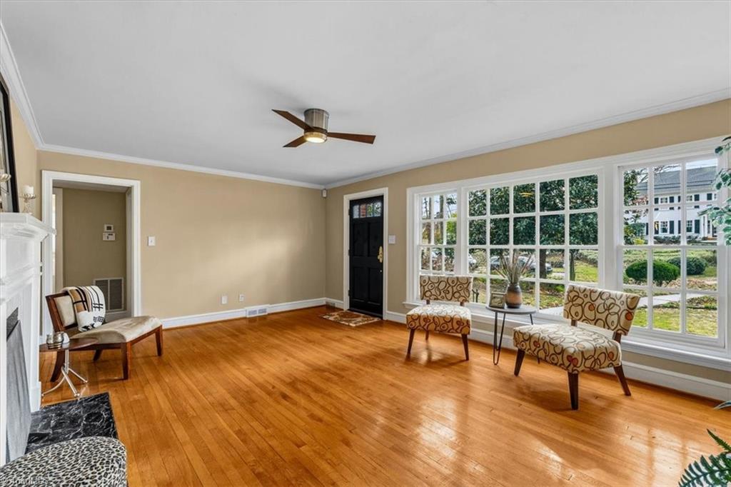 property viewer photo 5