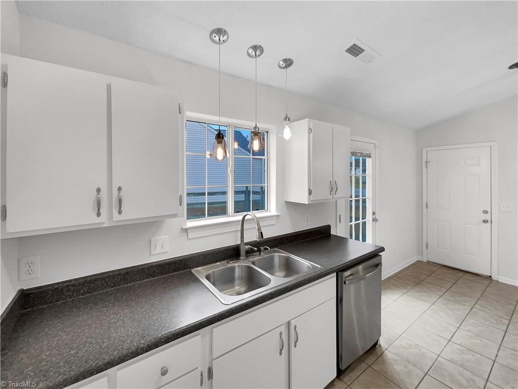 property viewer photo 9