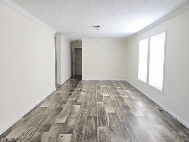 property viewer photo 7