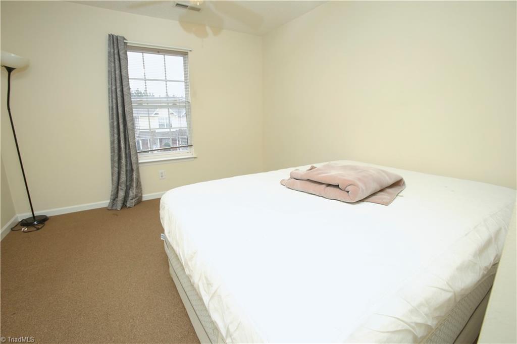property viewer photo 9