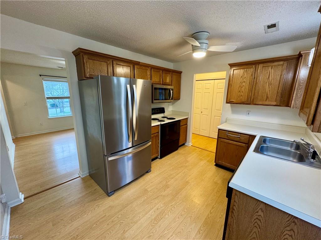 property viewer photo 10