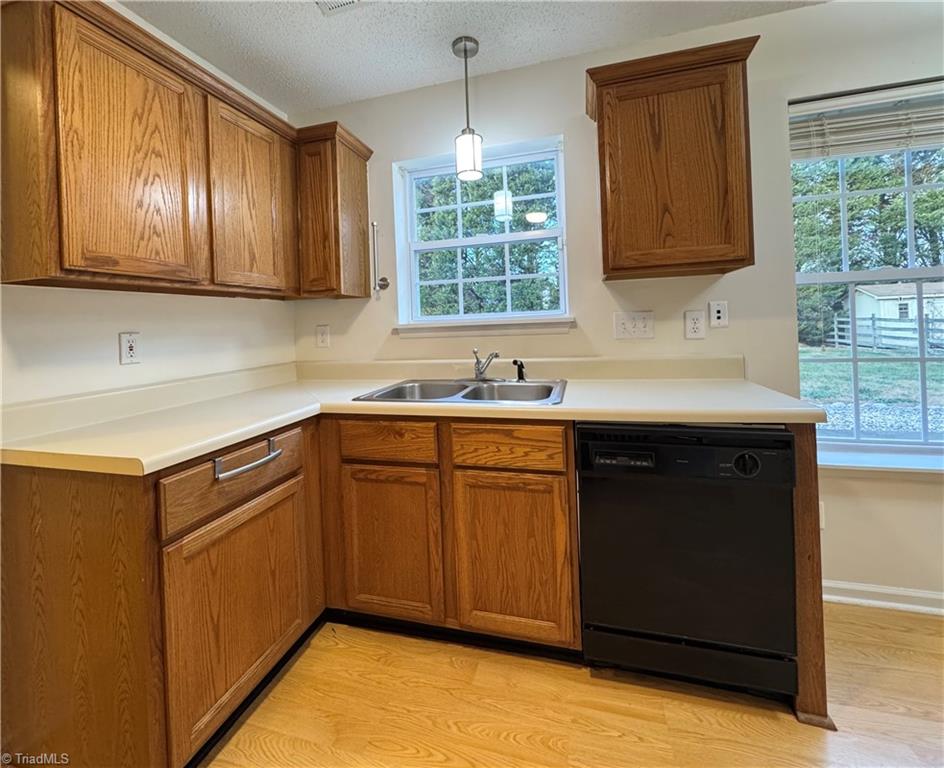 property viewer photo 12