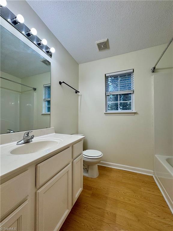 property viewer photo 18