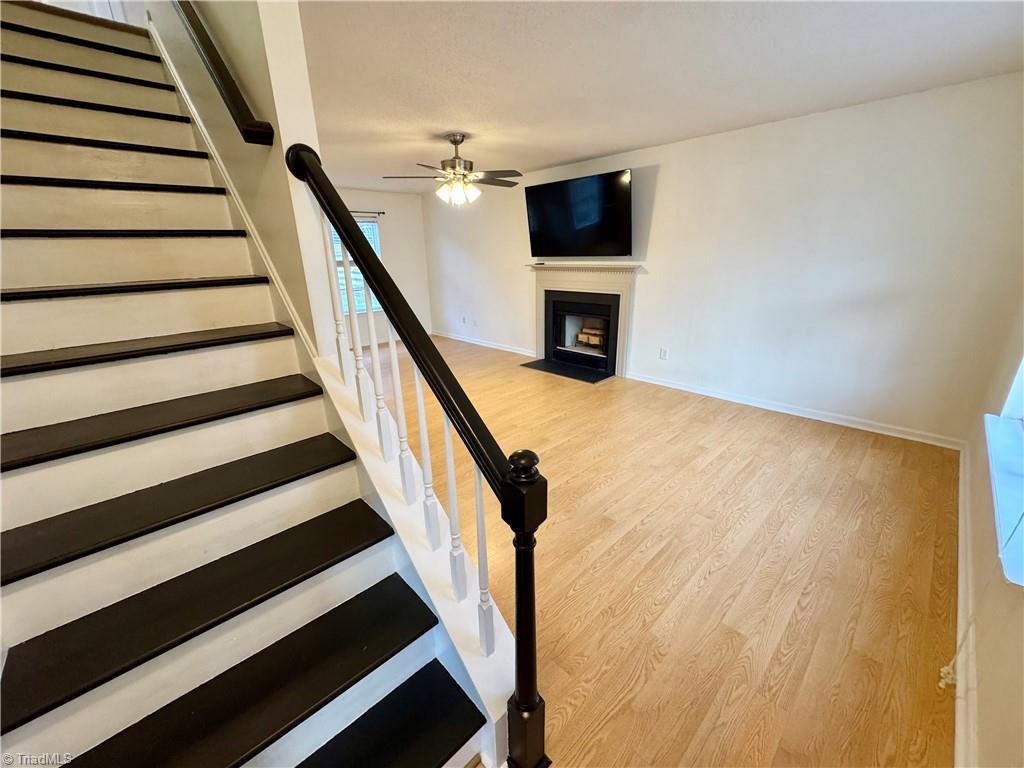 property viewer photo 5