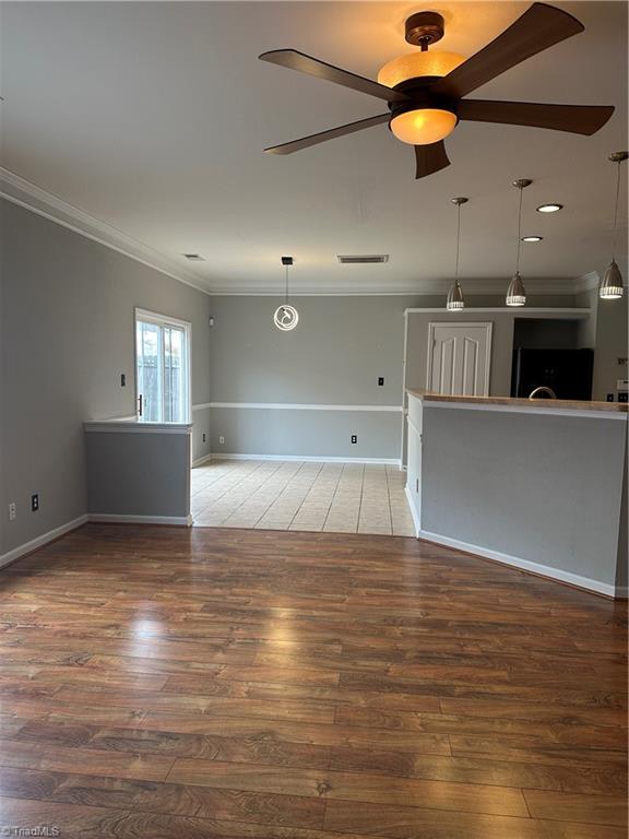 property viewer photo 5