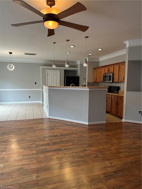 property viewer photo 6