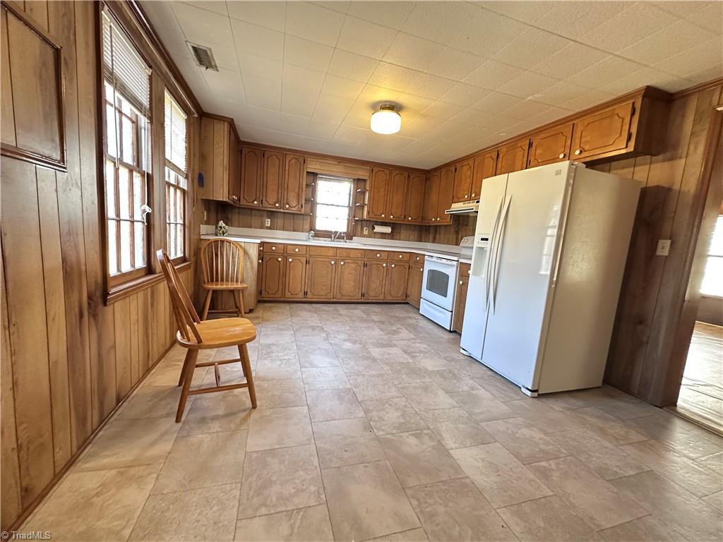 property viewer photo 8