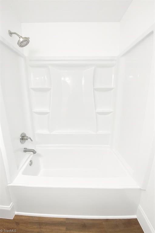 property viewer photo 2