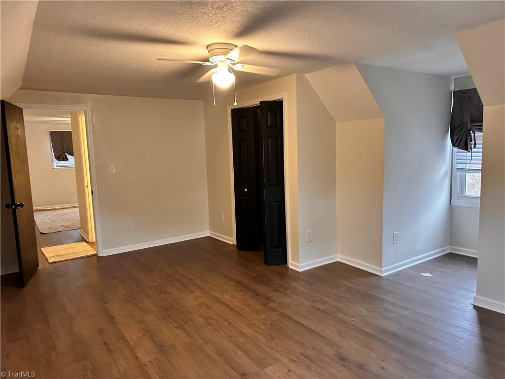 property viewer photo 15