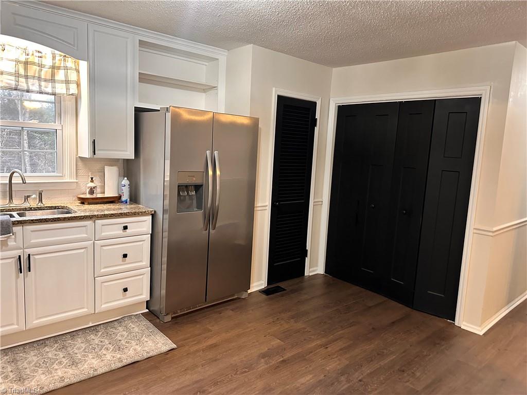 property viewer photo 4