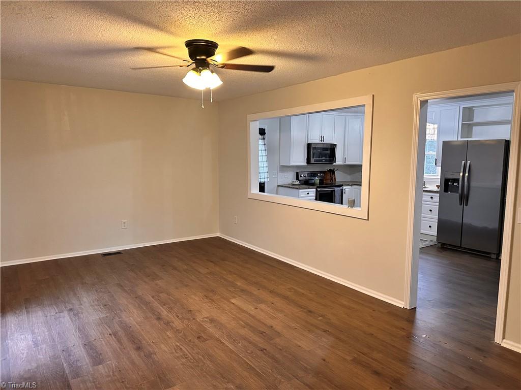 property viewer photo 8