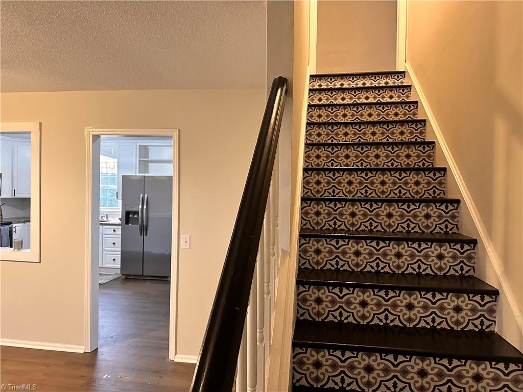 property viewer photo 9
