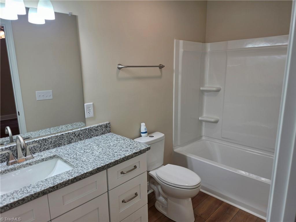 property viewer photo 10