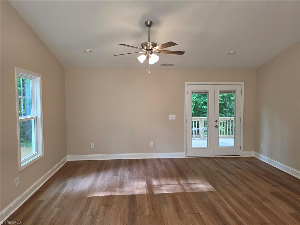 property viewer photo 5