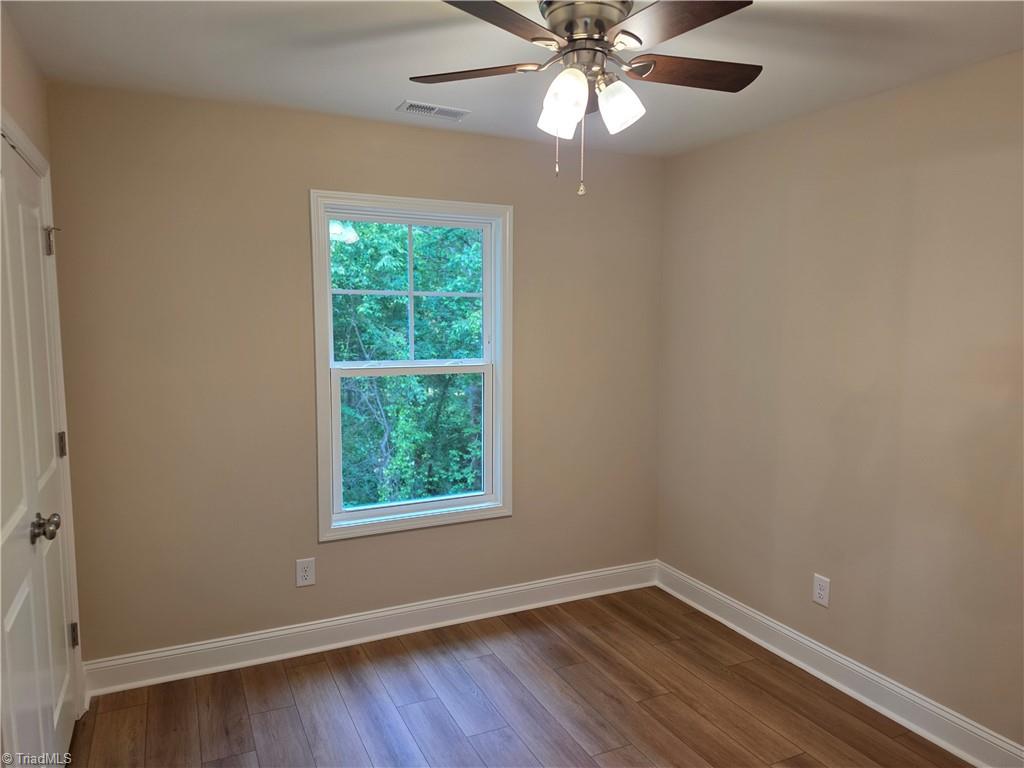 property viewer photo 7