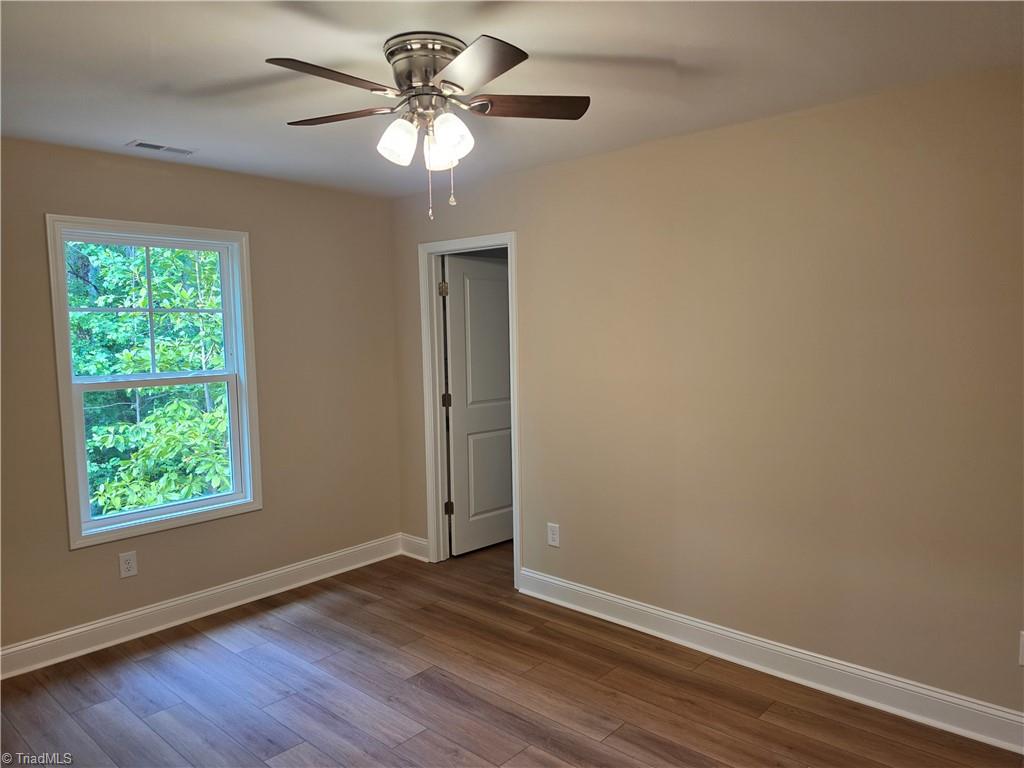 property viewer photo 8