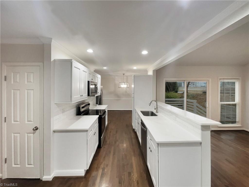 property viewer photo 2