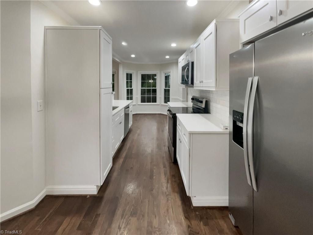 property viewer photo 3