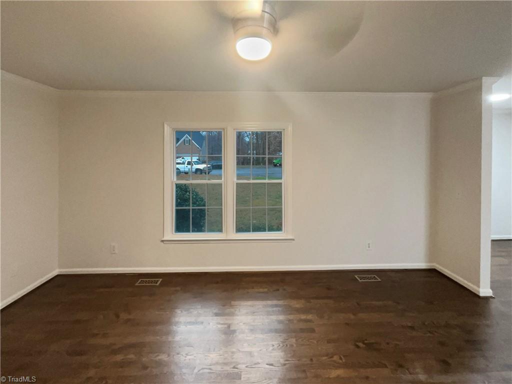 property viewer photo 8