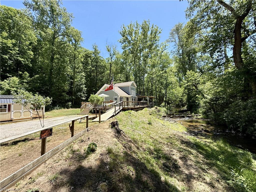 main property photo 23