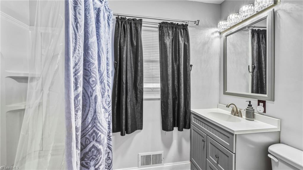 property viewer photo 23