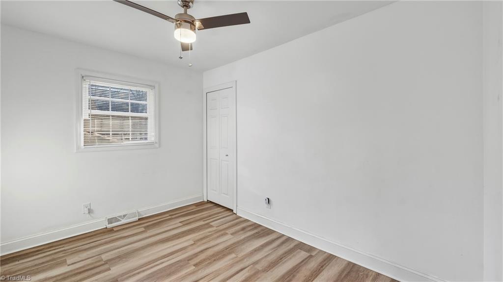 property viewer photo 24