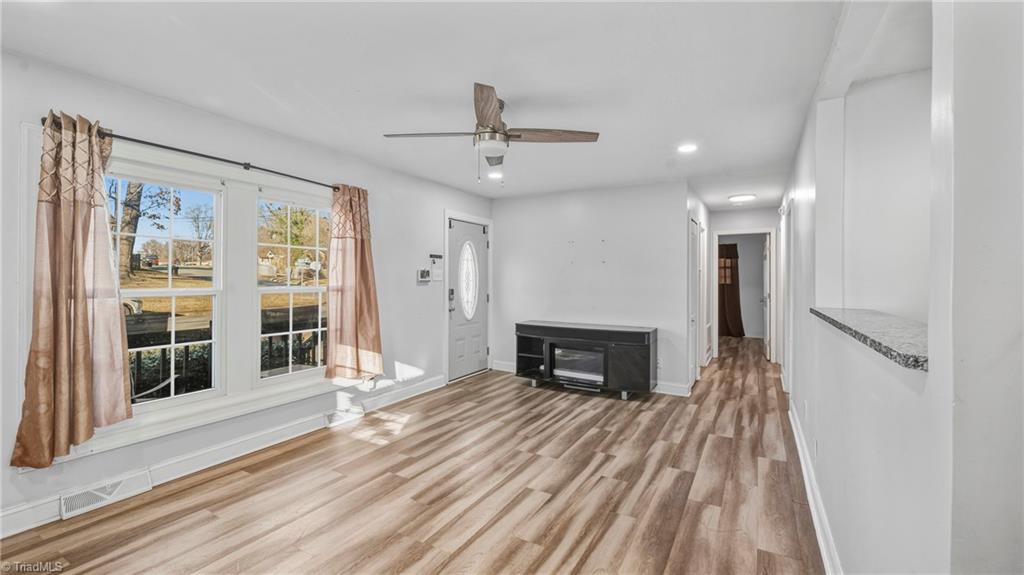 property viewer photo 8