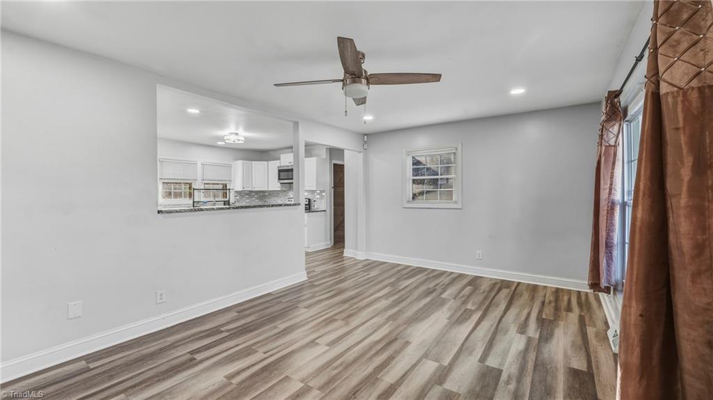 property viewer photo 9