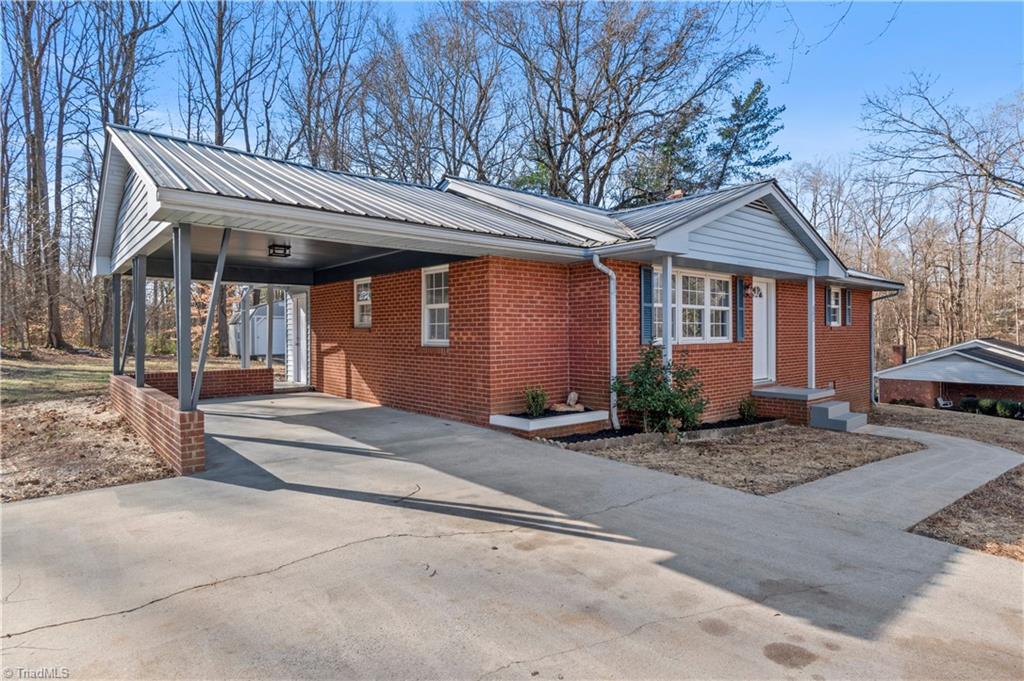 property viewer photo 1