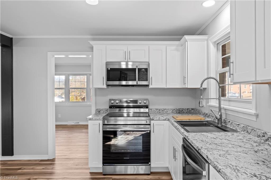 property viewer photo 15
