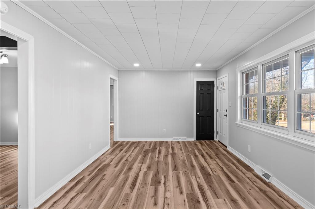 property viewer photo 20