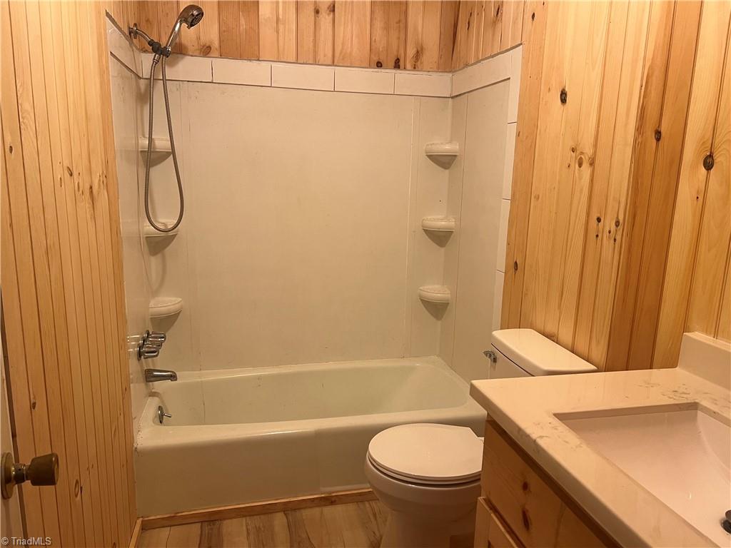 property viewer photo 6