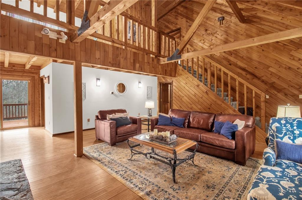 property viewer photo 11