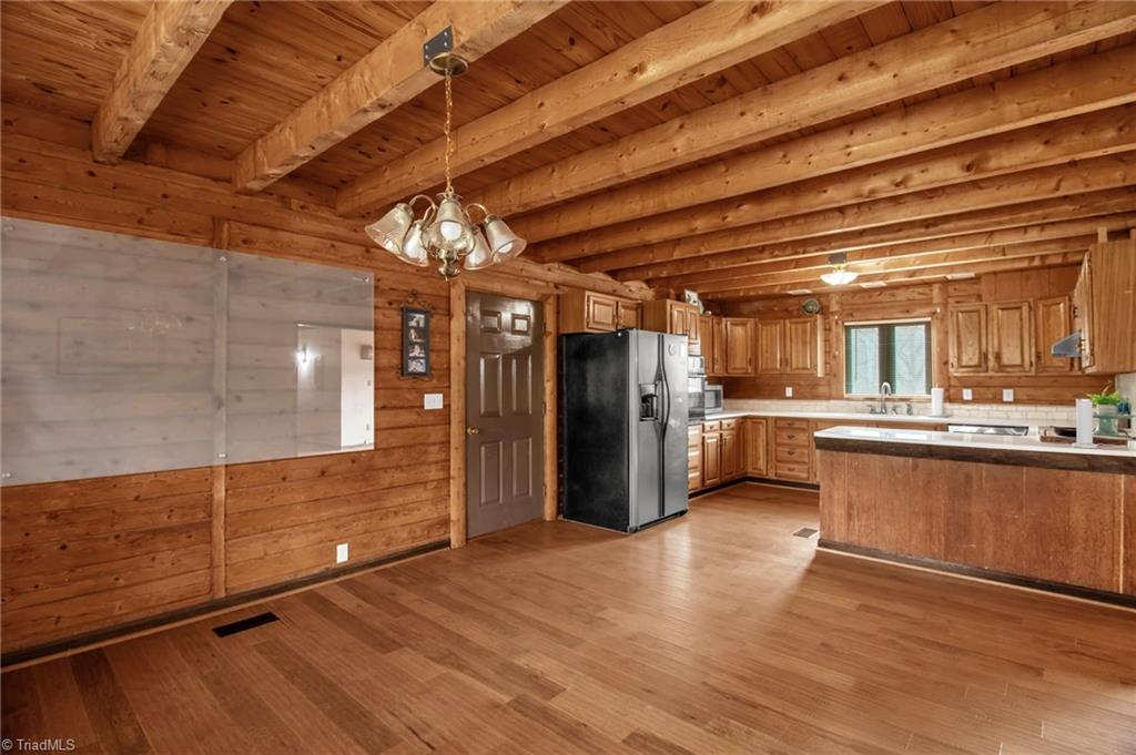 property viewer photo 14
