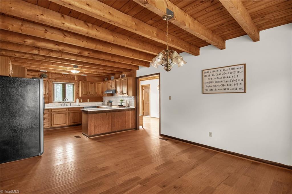 property viewer photo 15