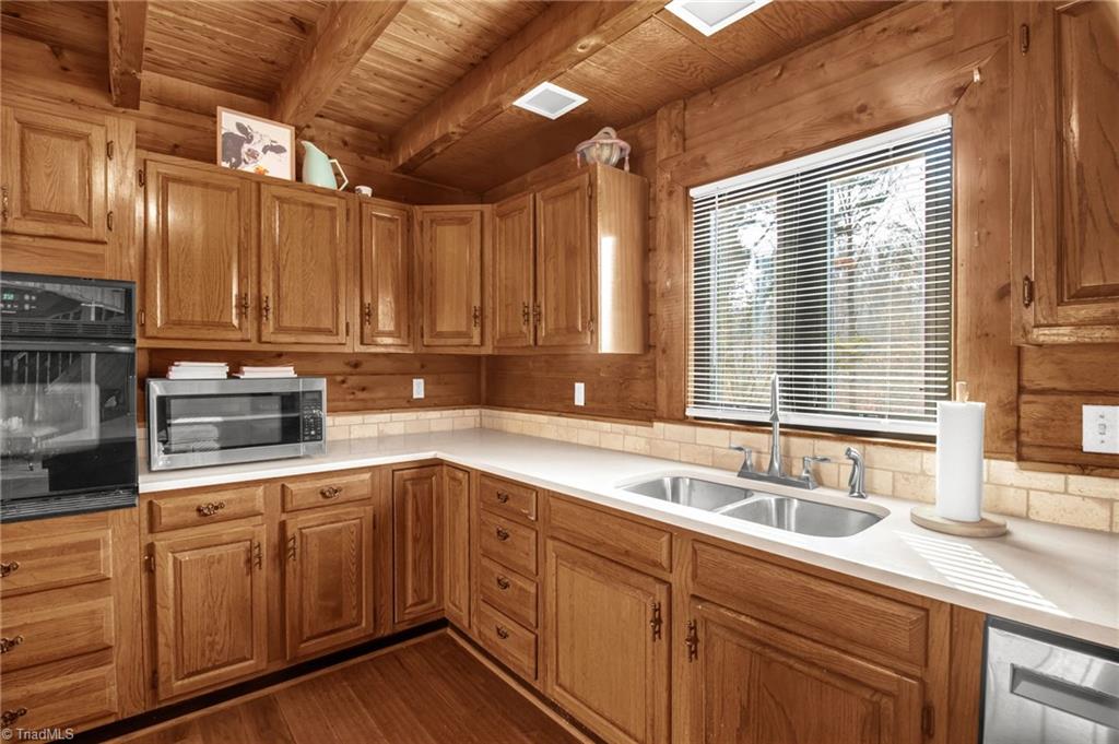 property viewer photo 20