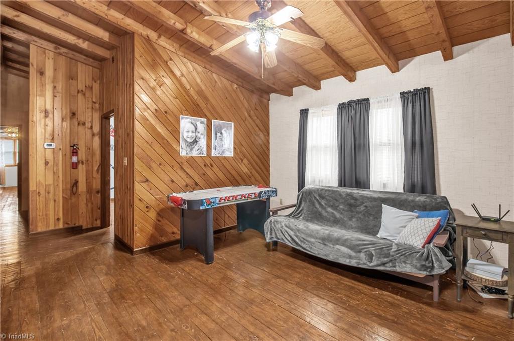 property viewer photo 24
