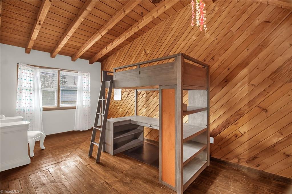property viewer photo 26
