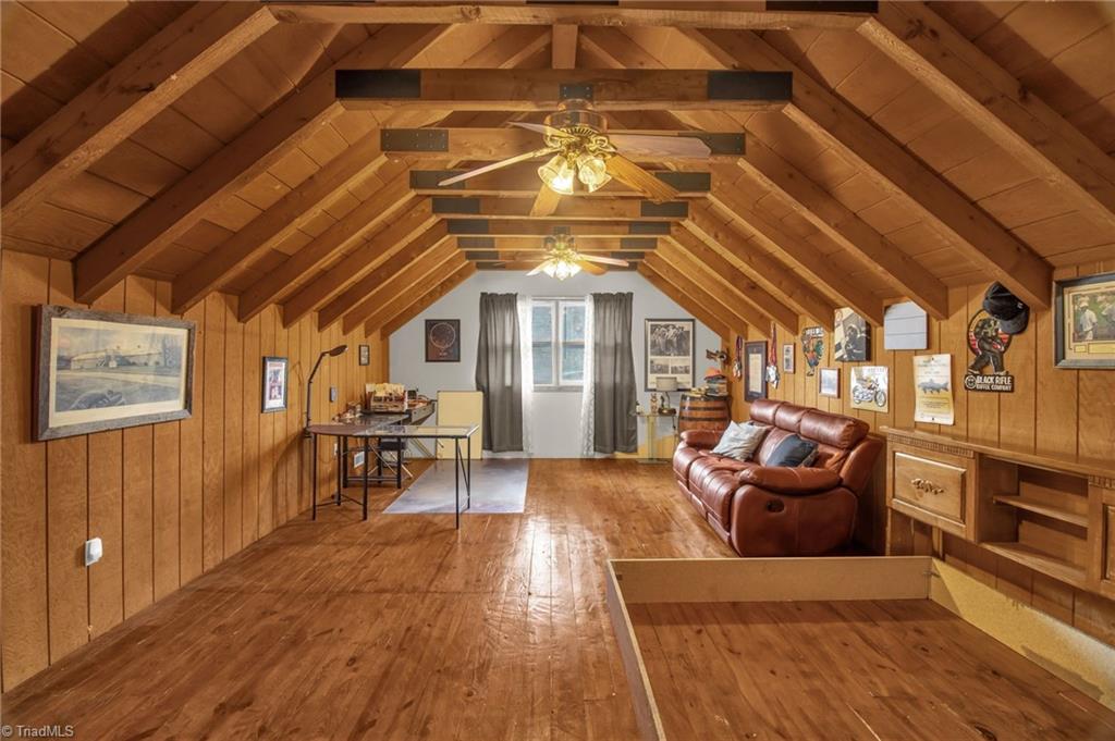 property viewer photo 31
