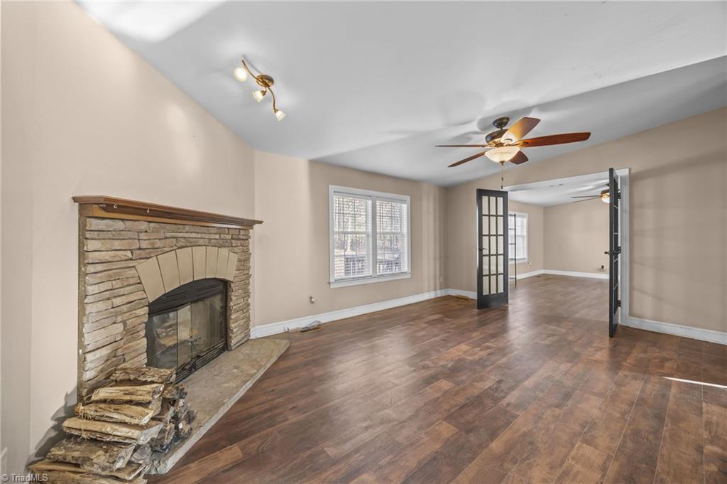 property viewer photo 21