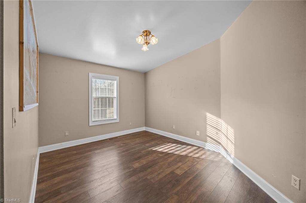 property viewer photo 24