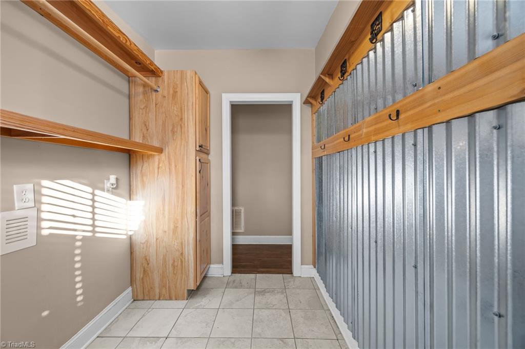 property viewer photo 30