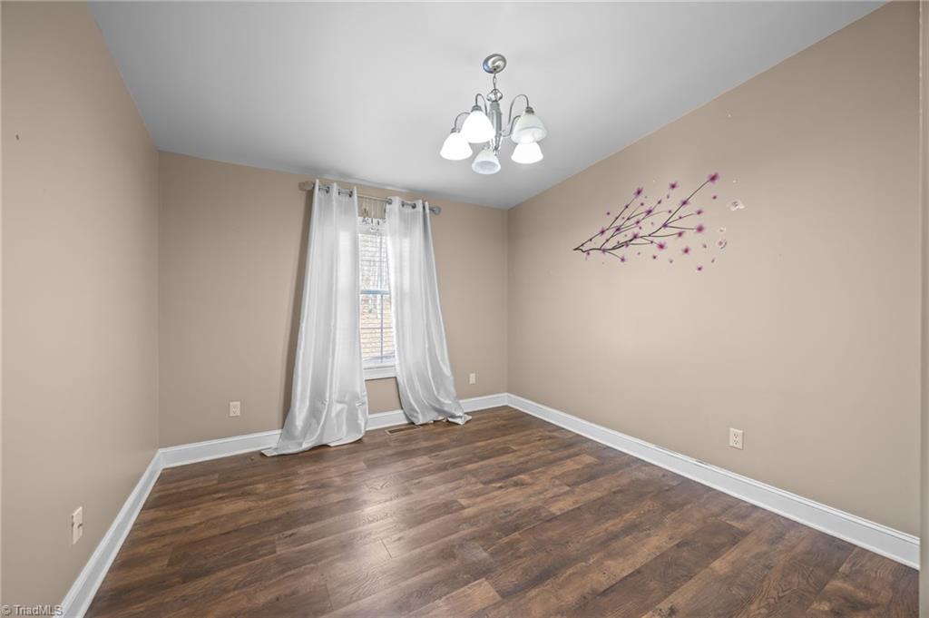 property viewer photo 31