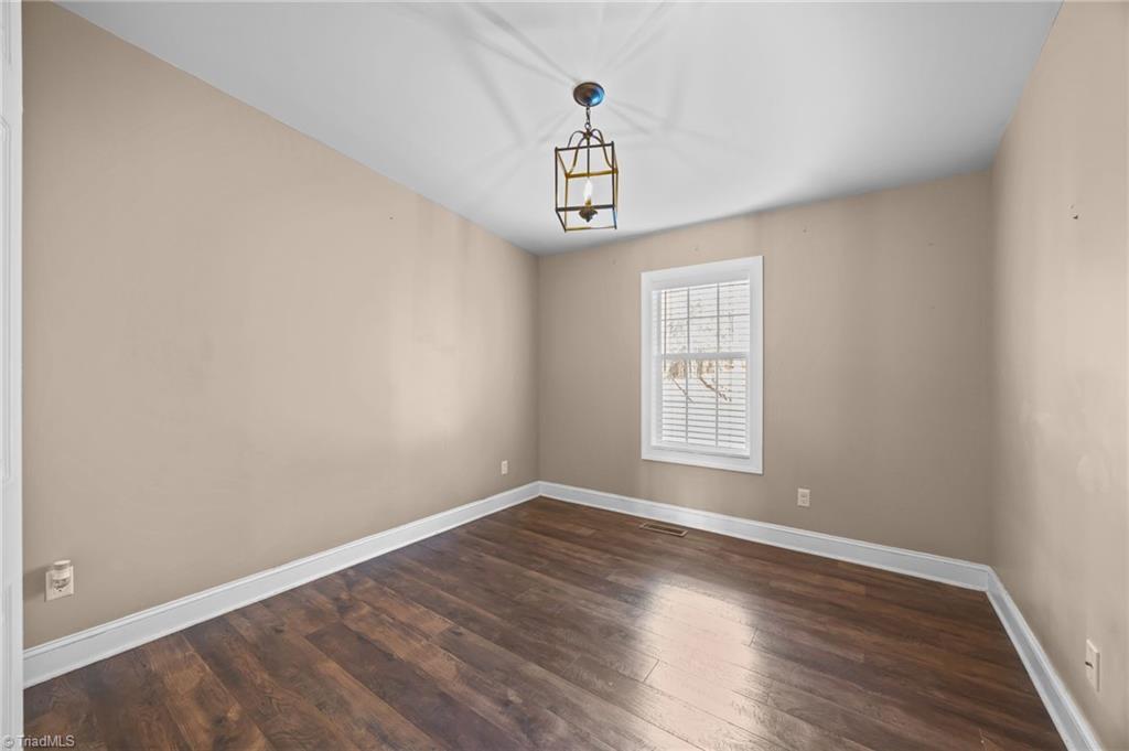 property viewer photo 33