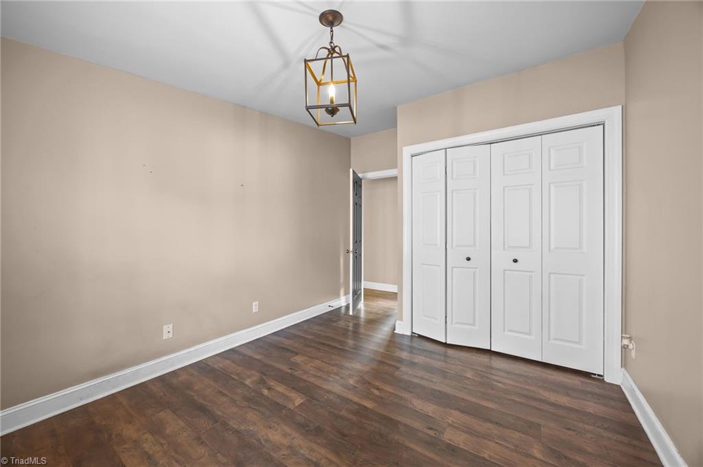 property viewer photo 34