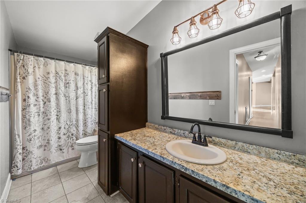 property viewer photo 37