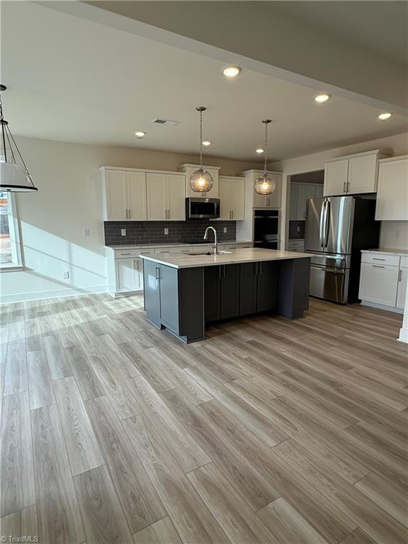 property viewer photo 3
