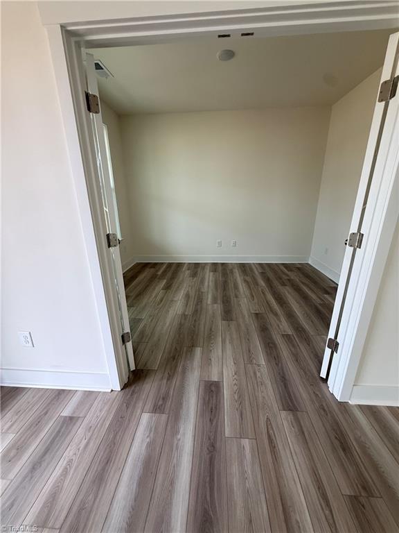 property viewer photo 6